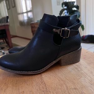 Black Ankle boots